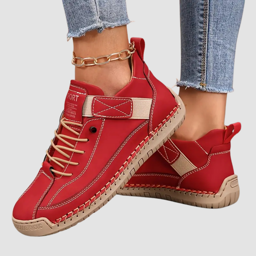 LIGHTWEIGHT COMFORT TRAINERS | PRESSURE FREE WALKING EASE