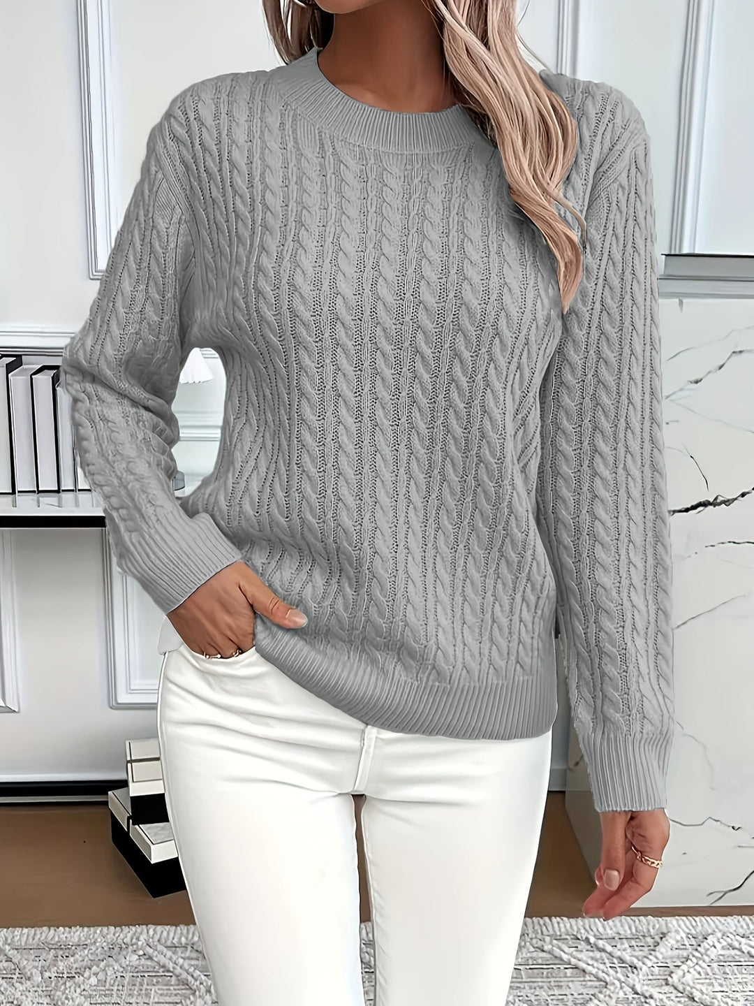 OVERSIZED ROUND-NECK PONCHO | LAID-BACK LUXURY FOR MODERN LIVING