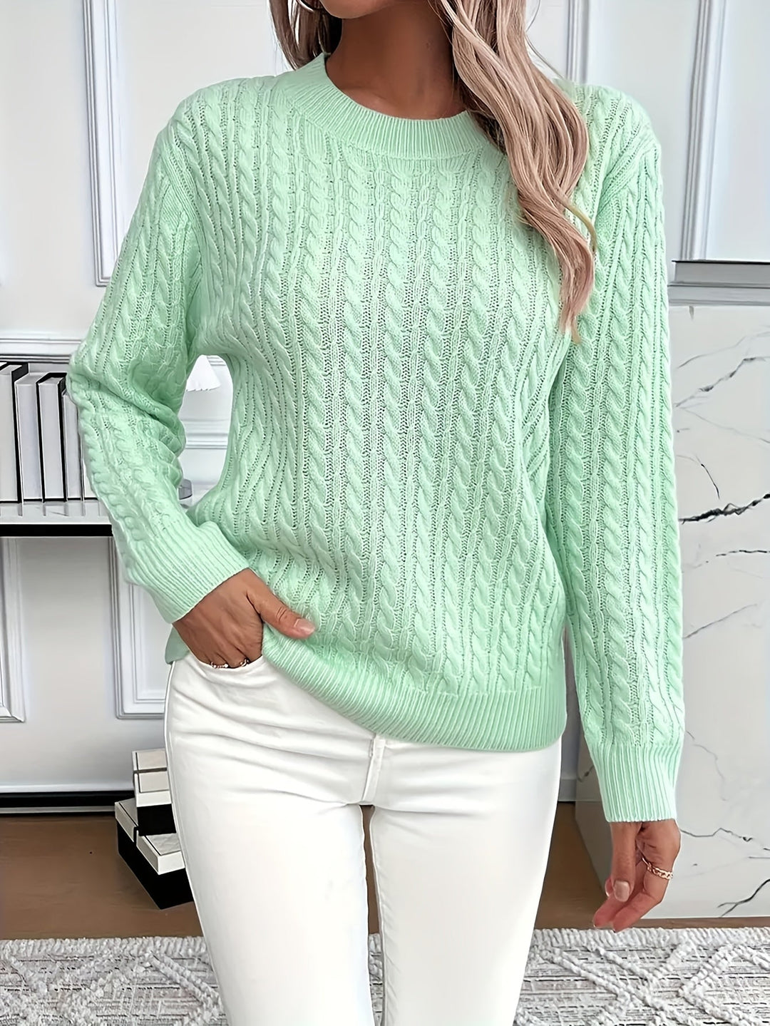 OVERSIZED ROUND-NECK PONCHO | LAID-BACK LUXURY FOR MODERN LIVING