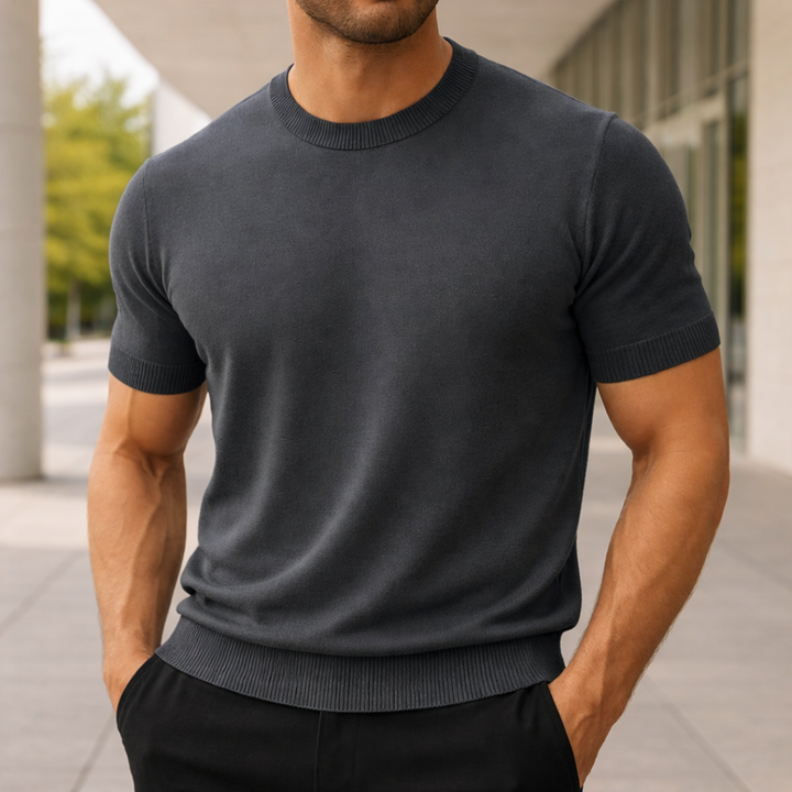 OLIVER KNIT T-SHIRT | CLEAN STYLE FOR EVERYDAY WEAR