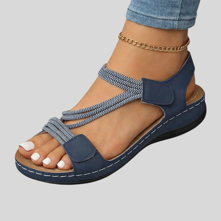 STELLA | NO FUSS STRAPPY SANDAL