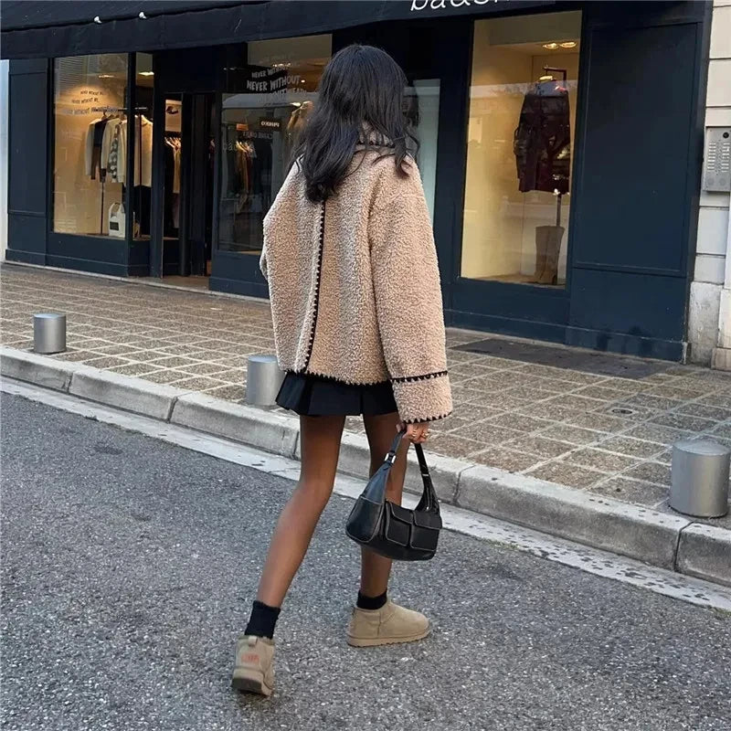 RELAXED-FIT TEDDY JACKET | CHIC COMFORT WITH MODERN WARMTH