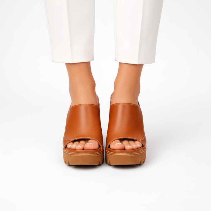 RUBY | NO FUSS PLATFORM HEEL