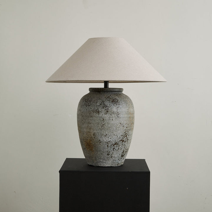 Aged Ceramic Vase Table Lamp Linen Shade 21.7 in Set of 2 3