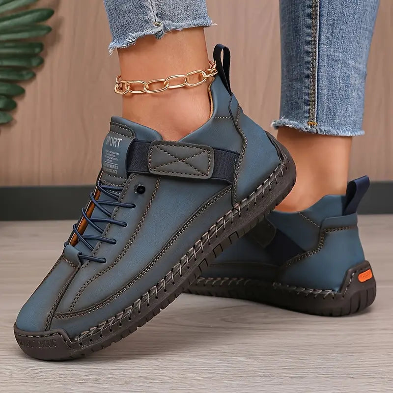 LIGHTWEIGHT COMFORT TRAINERS | PRESSURE FREE WALKING EASE