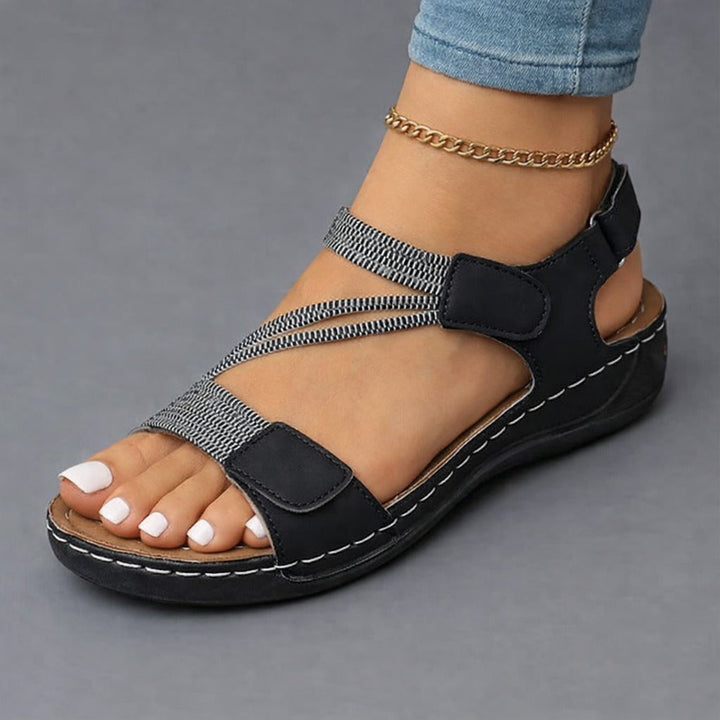 STELLA | NO FUSS STRAPPY SANDAL