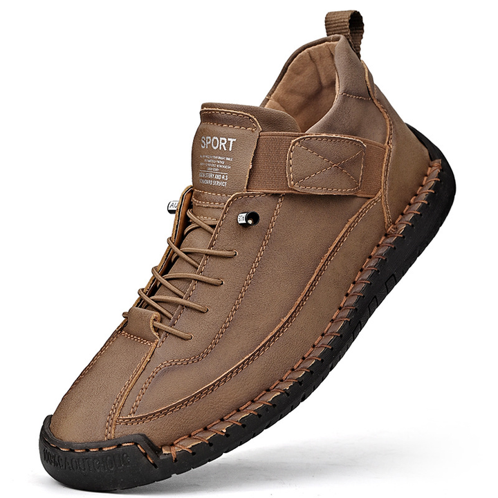 LIGHTWEIGHT COMFORT TRAINERS | PRESSURE FREE WALKING EASE