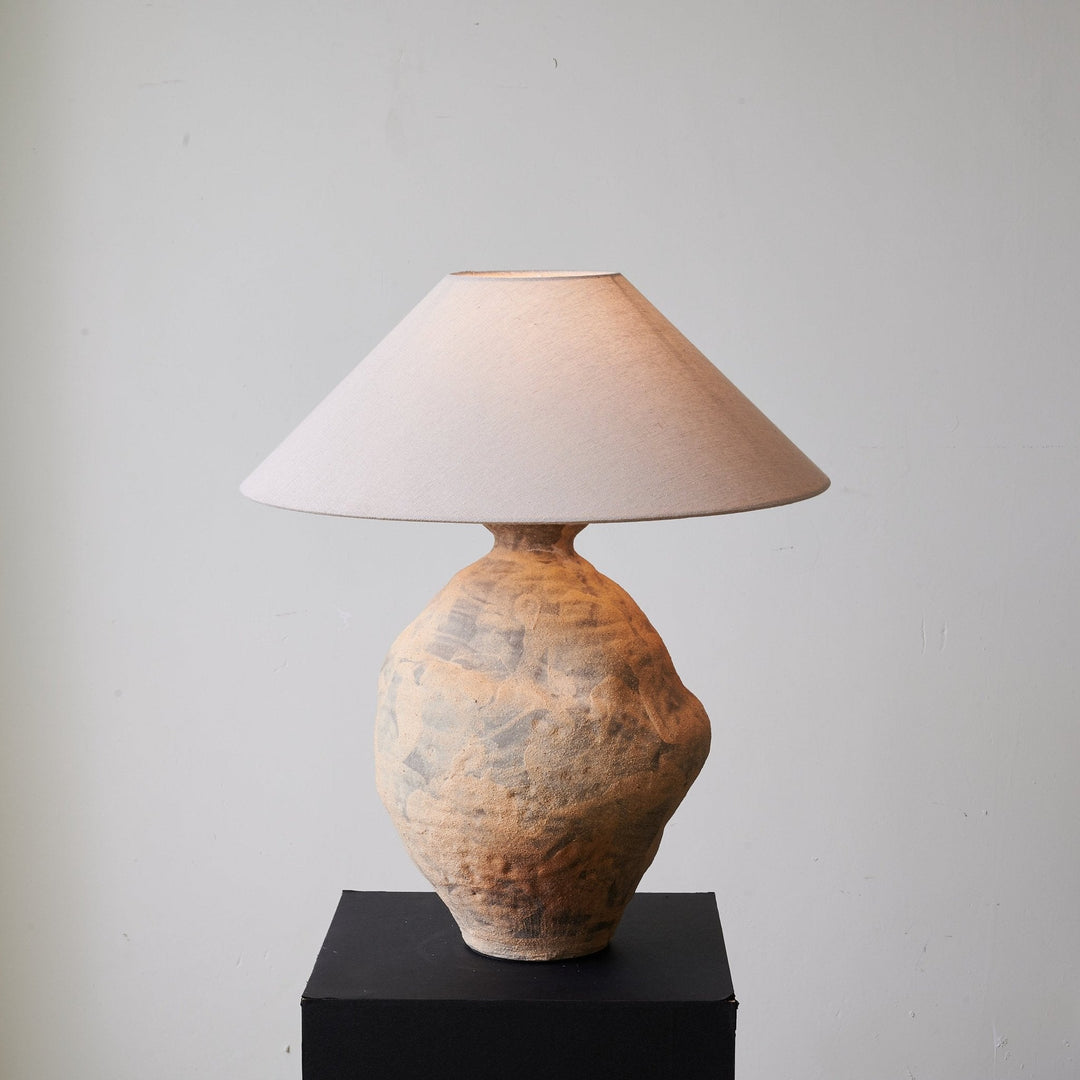 Sculpted Clay Table Lamp Terracotta Base Linen Shade 23.6 in Set of 3 7