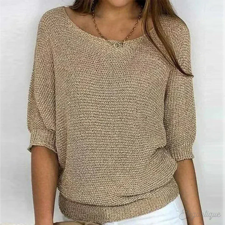 LIGHTWEIGHT ROUND-NECK TOP | ELEGANT SIMPLICITY THAT FLATTERS EVERY FIGURE