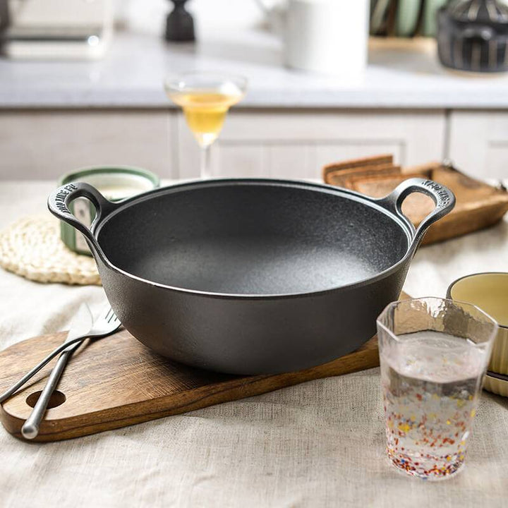 Uncoated Cast Iron Pot with Two Handles Pot with Glass Lid 1
