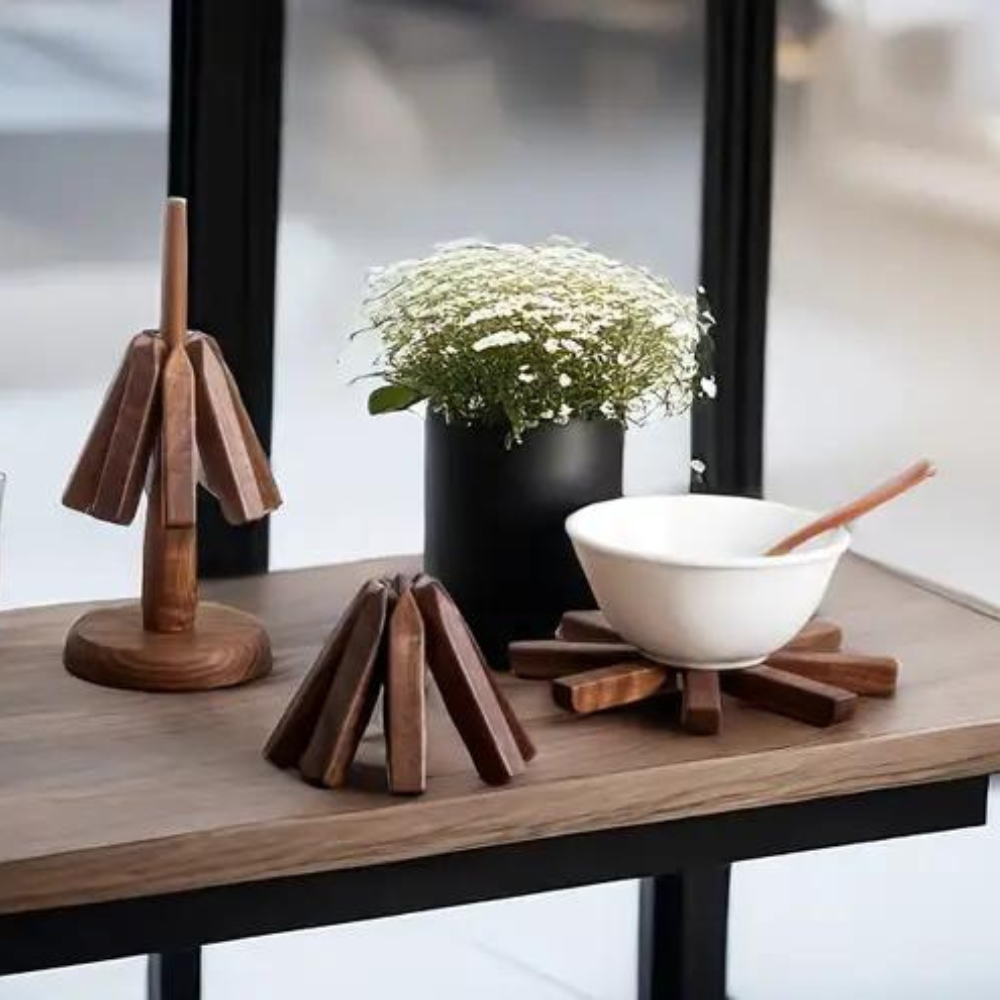 Wooden Coaster Set of 3 with Tree Shaped Holder Acacia 5